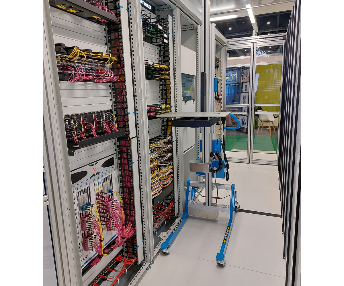 Lift & Drive Data Center